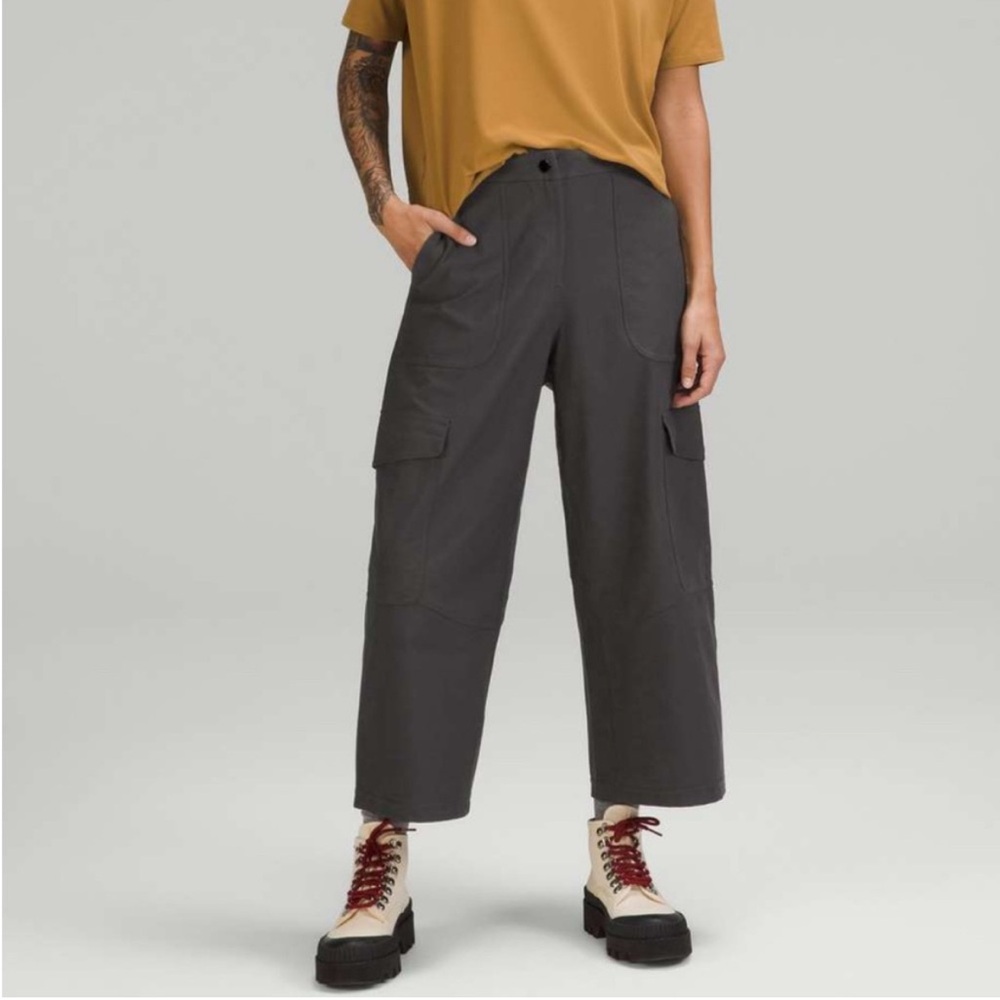 Lululemon Light Utilitech Cargo Pocket High-Rise Pant 29 Graphite Grey